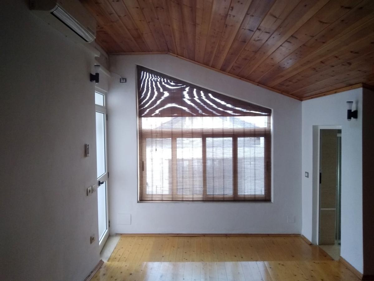 Buff Hostel Tirana